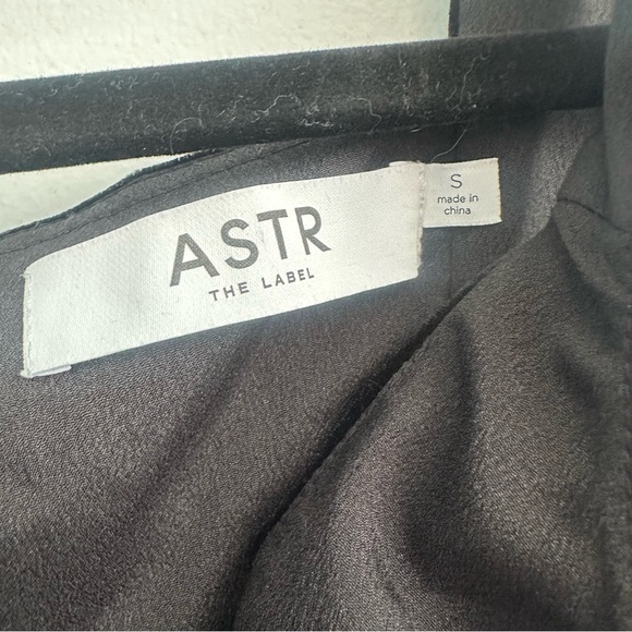 Astr black velvet bow top - Picture 4 of 5